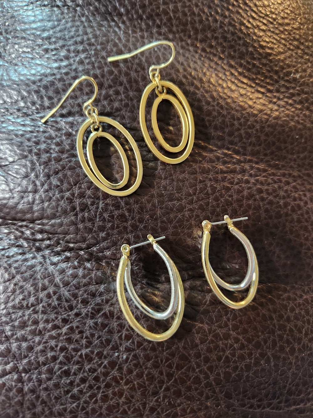 2 Pairs Of Hoop Earrings Gold-Tone And Two Tone Double Oval Drop - Women Jewelry